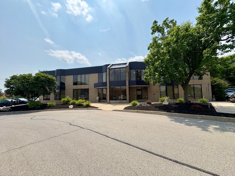 20399 Route 19, Cranberry Township, PA for lease - Building Photo - Image 2 of 4