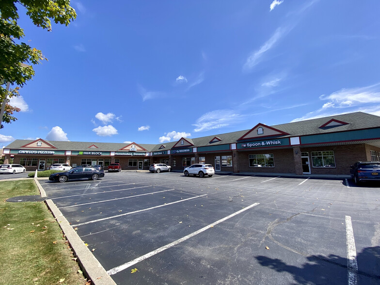 1675 Route 9, Clifton Park, NY for sale - Building Photo - Image 1 of 1