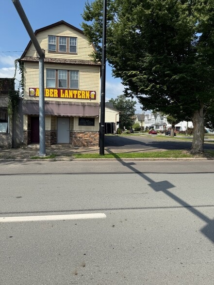 430 Market St, Kingston, PA for sale - Building Photo - Image 3 of 9