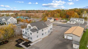 104 Bridge Rd, Salisbury MA - Loft