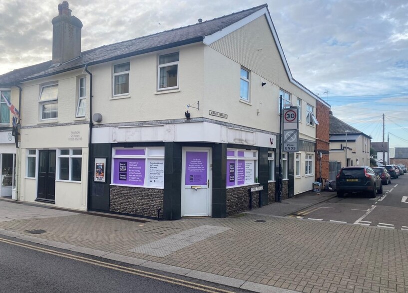 77-79 High St, Walton On The Naze for lease - Building Photo - Image 1 of 1