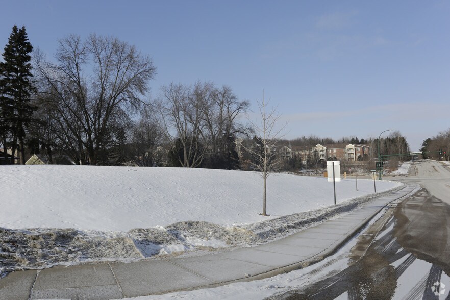 Brown Rd N, Long Lake, MN 55356