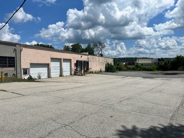 149 Greenwood St, Worcester, MA for lease - Building Photo - Image 3 of 10