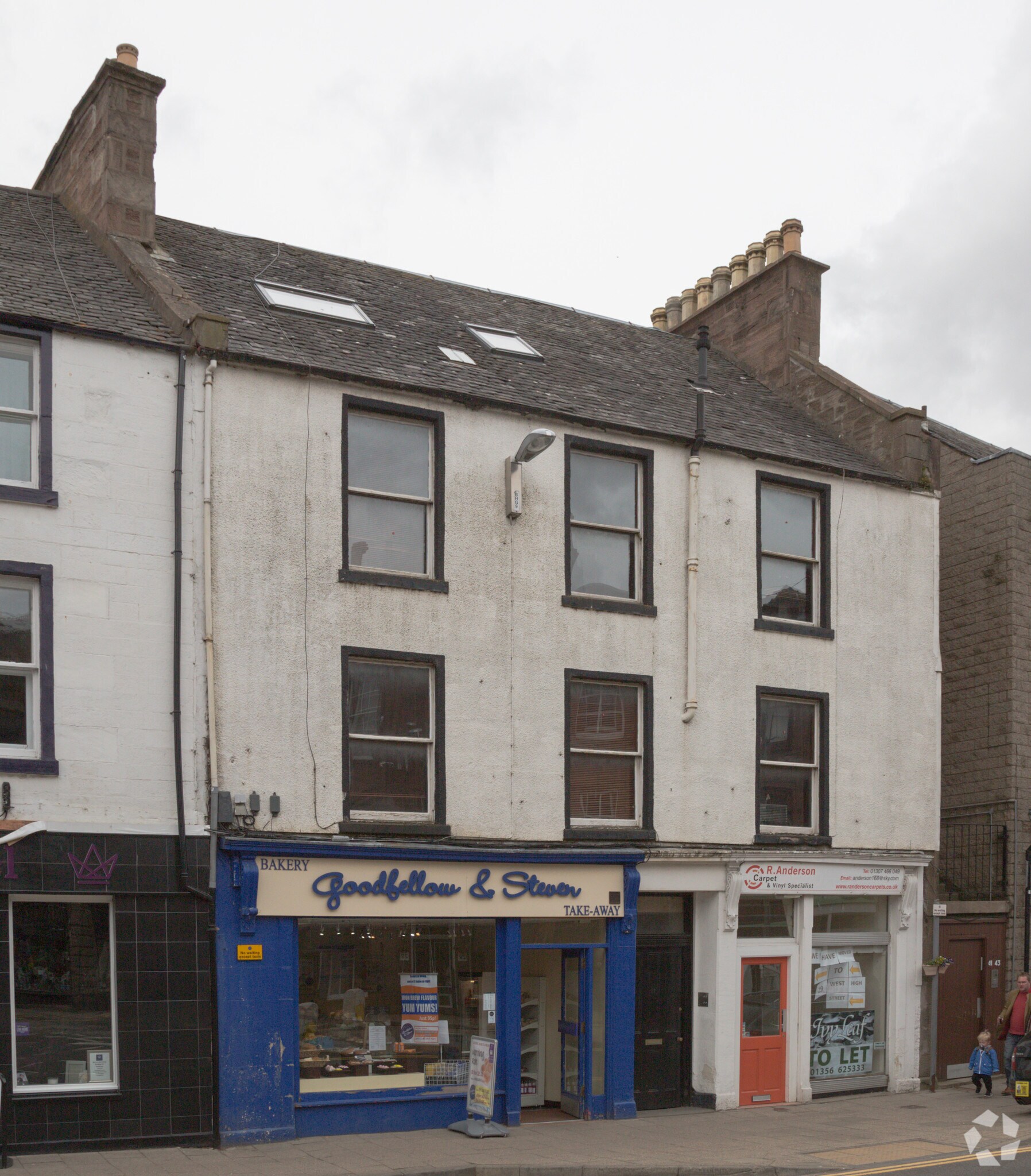 35-39 Castle St, Forfar for sale Primary Photo- Image 1 of 1