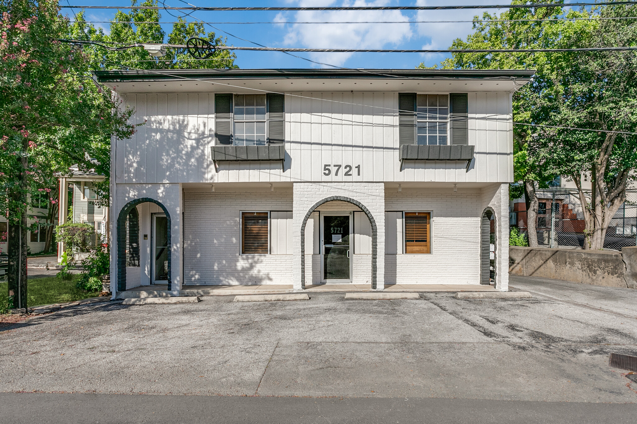 5721 Broadway St, San Antonio, TX for lease Building Photo- Image 1 of 20