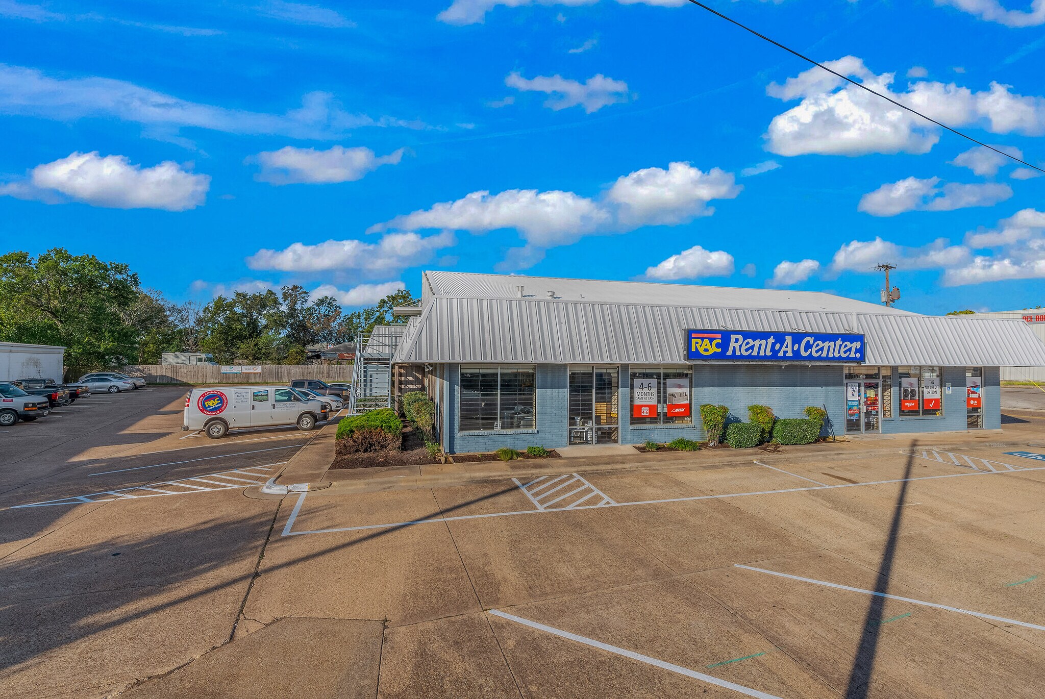 1300 S Texas Ave, Bryan, TX for sale Building Photo- Image 1 of 1