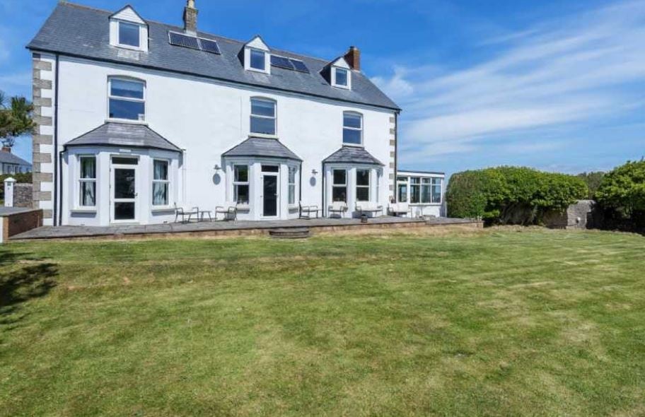 St Georges Hl, Perranporth for sale Primary Photo- Image 1 of 1