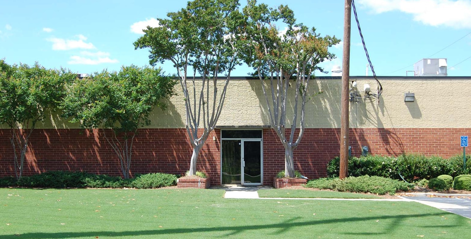 5520-5522 E Ponce De Leon Ave, Stone Mountain, GA for lease Building Photo- Image 1 of 6