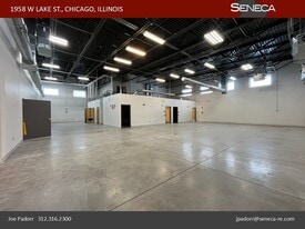 West Town - Industrial/ Flex / Warehouse - Warehouse