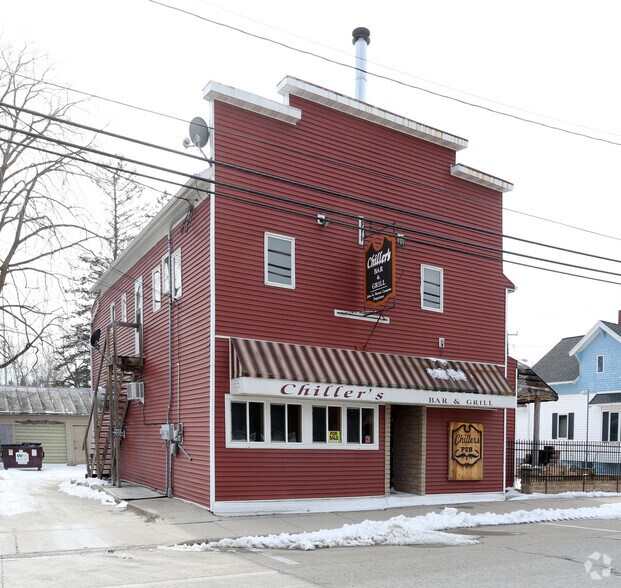 414 E Main St, Mishicot, WI for sale - Primary Photo - Image 1 of 1