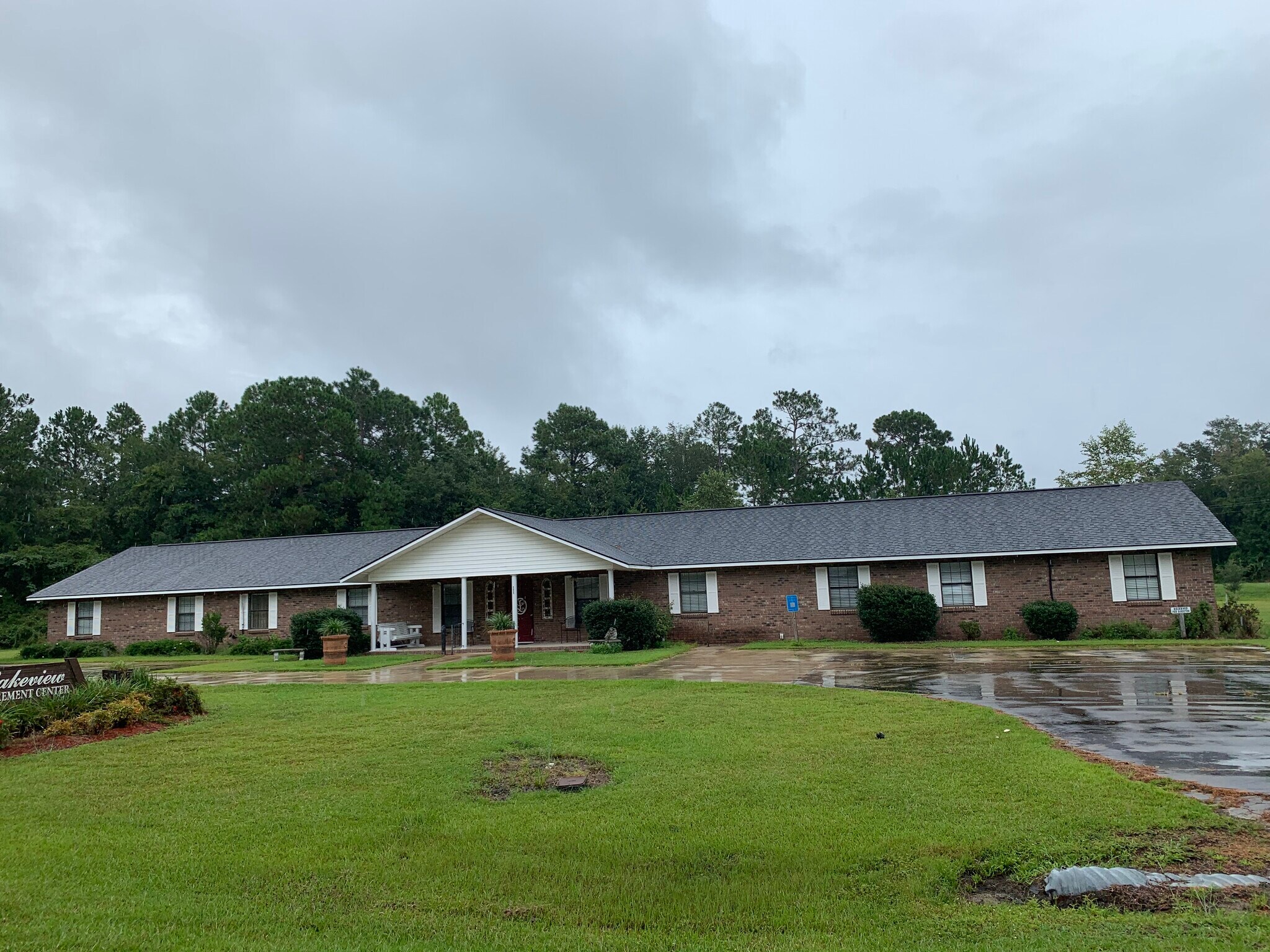 111 Stephens Ave, Baxley, GA for sale Building Photo- Image 1 of 1