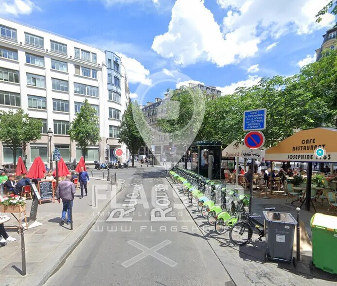 Retail in Paris for lease - Building Photo - Image 2 of 3