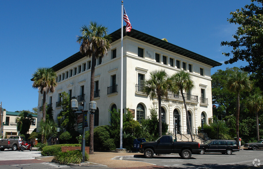 401 Centre St, Fernandina Beach, FL for sale - Primary Photo - Image 1 of 1