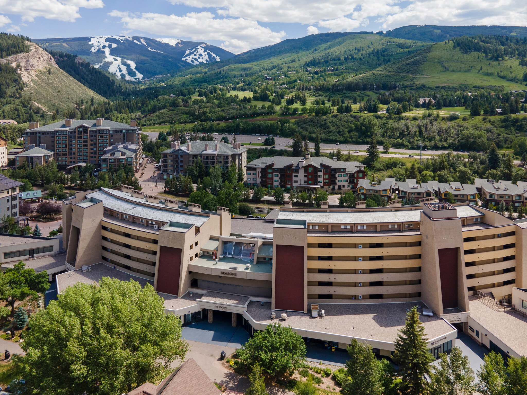 137 Benchmark Rd, Avon, CO for sale Building Photo- Image 1 of 11