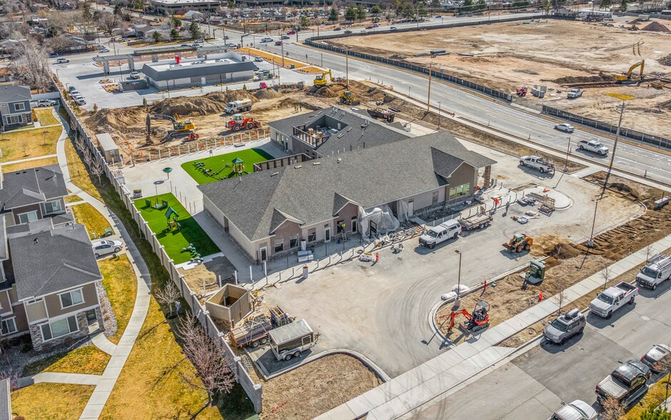 1816 Shields Ln, South Jordan, UT for sale - Primary Photo - Image 1 of 6