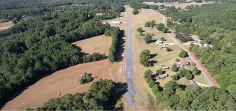 82 Hanger Rd, Abbeville SC - Airplane Hangar