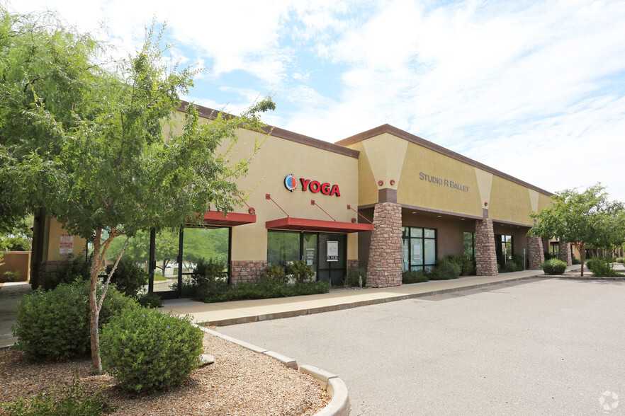 9245 E Guadalupe Rd, Mesa, AZ for lease - Building Photo - Image 3 of 4