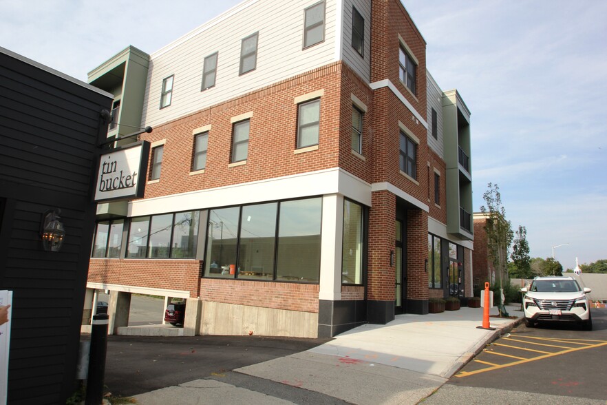 18 Woburn St, Reading, MA for lease - Building Photo - Image 2 of 20