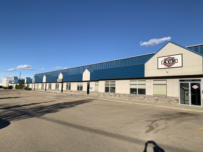 7609 42nd St, Leduc, AB for lease - Building Photo - Image 1 of 6