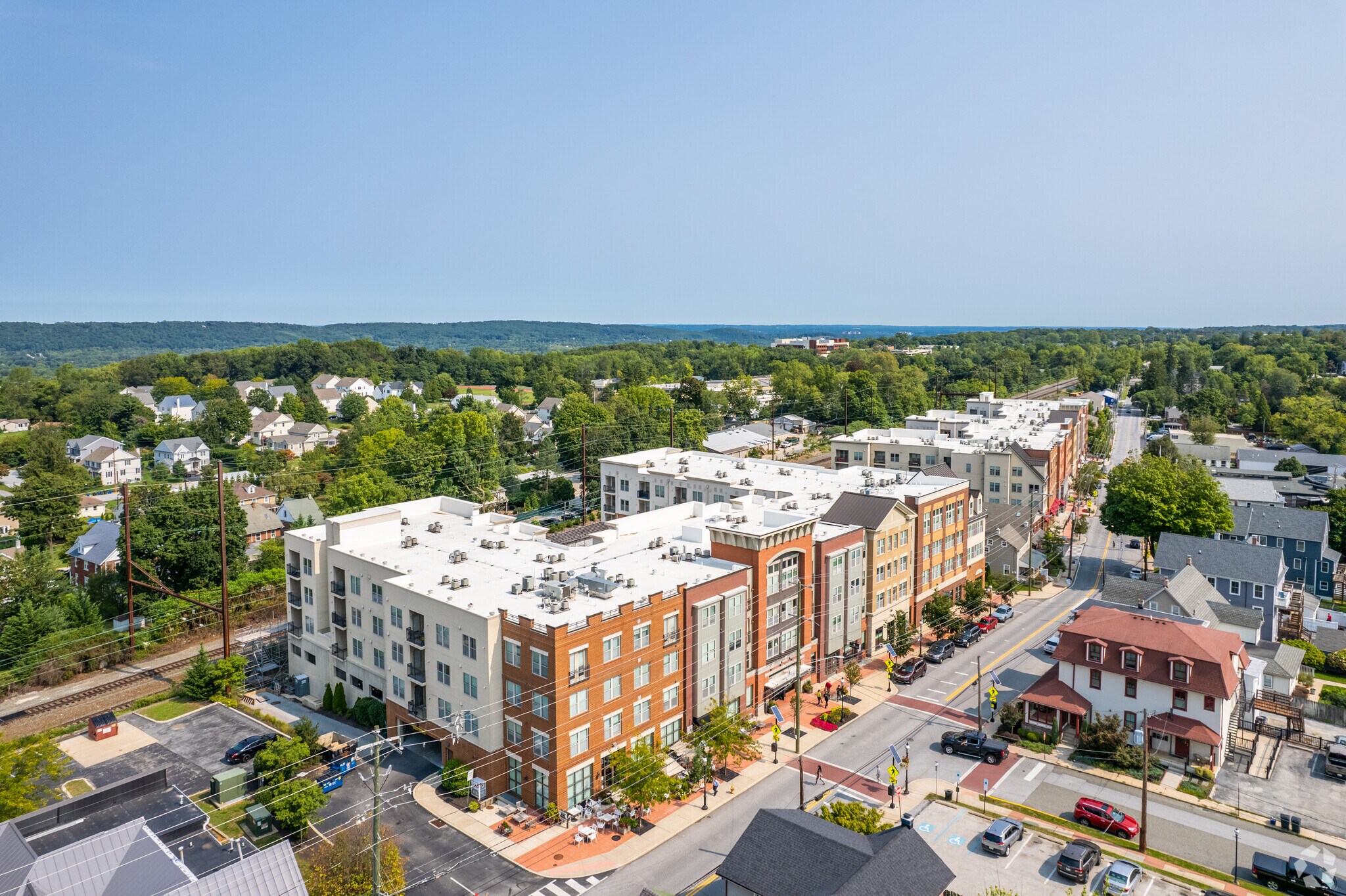 335 E King St, Malvern, PA 19355 Eastside Flats