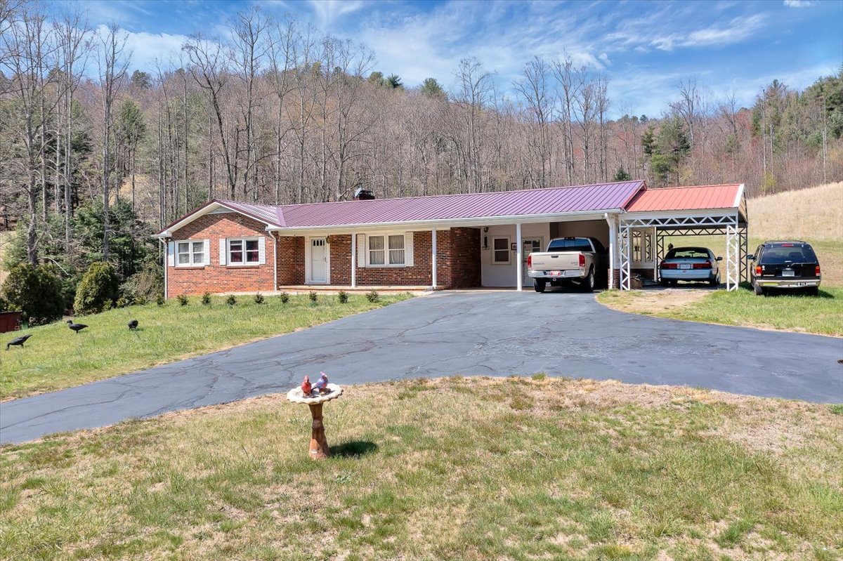 15446 Jeb Stuart Hwy, Stuart, VA for sale Primary Photo- Image 1 of 1