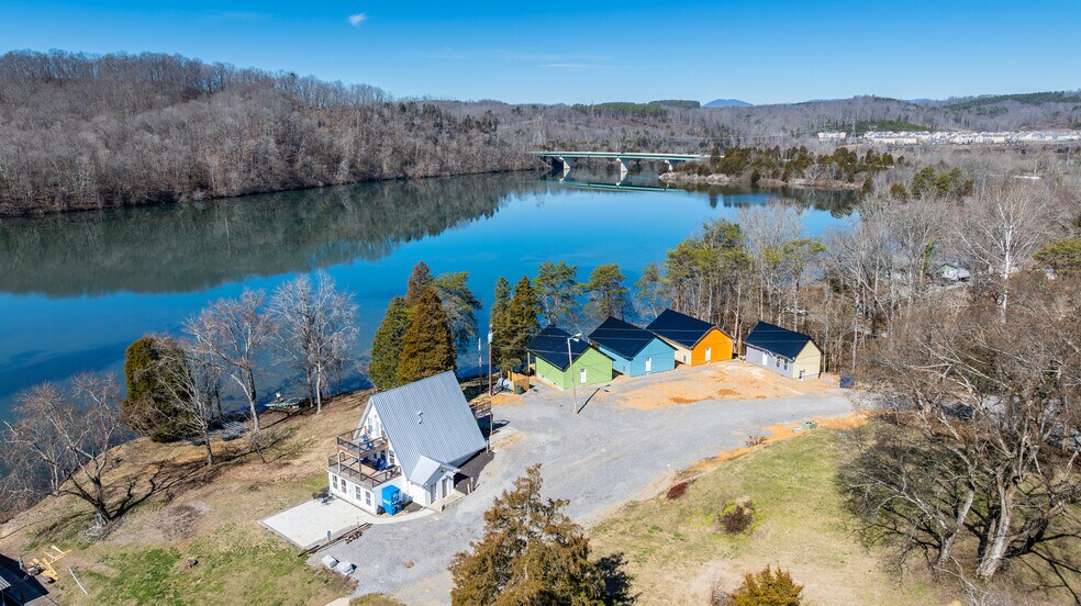 9133 Solway Ferry Rd, Oak Ridge, TN 37830 Melton Hill Marina