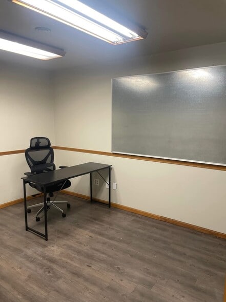 155 W 14th St, Ogden, UT for lease - Interior Photo - Image 2 of 9
