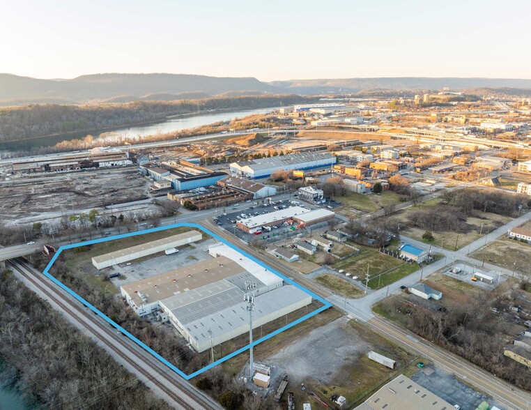 300 W 28th St, Chattanooga, TN for sale - Building Photo - Image 2 of 17