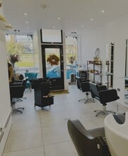 459 Poole Rd, Poole for sale Interior Photo- Image 2 of 2