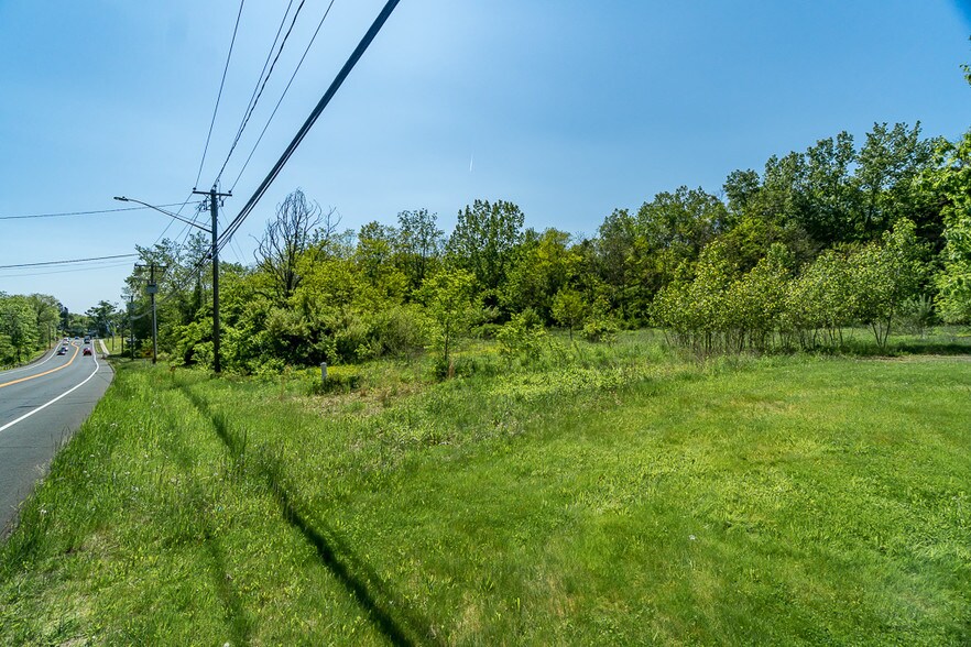 Vernon, CT Land for Sale - LandSearch