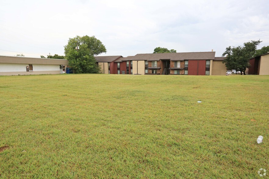 1500 W Bruton Rd, Mesquite, TX for sale - Primary Photo - Image 1 of 1