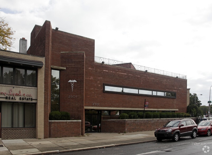 2301 Pennsylvania Ave, Philadelphia, PA for sale - Building Photo - Image 3 of 13