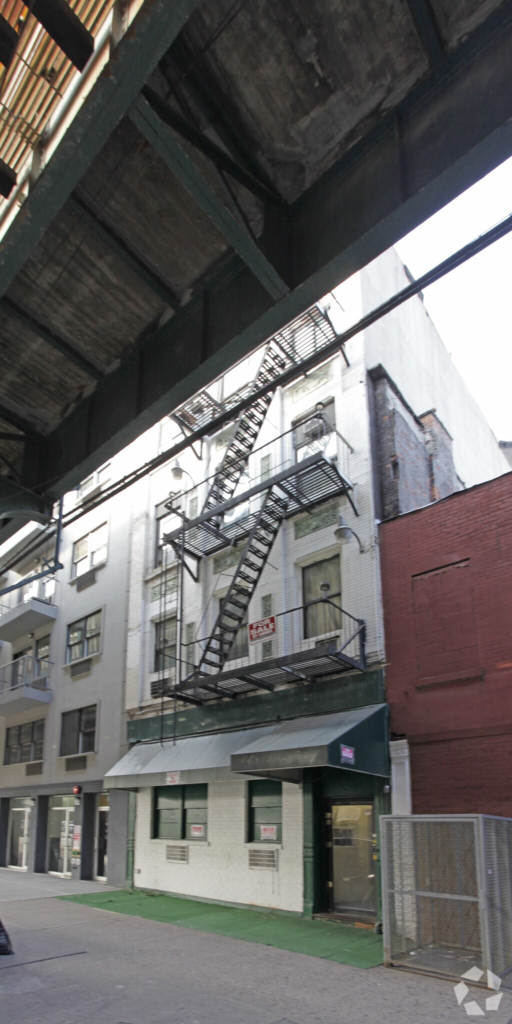 415 Broadway, Brooklyn, NY for sale Primary Photo- Image 1 of 1