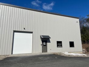 318 Ushers Rd, Clifton Park, NY for lease Building Photo- Image 1 of 3