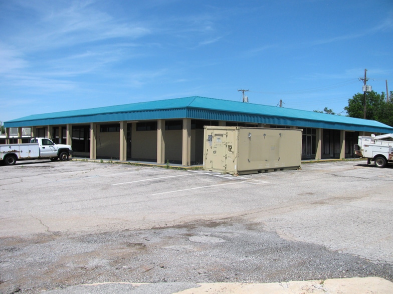 10 NW 38th st, Lawton, OK for sale - Building Photo - Image 3 of 3