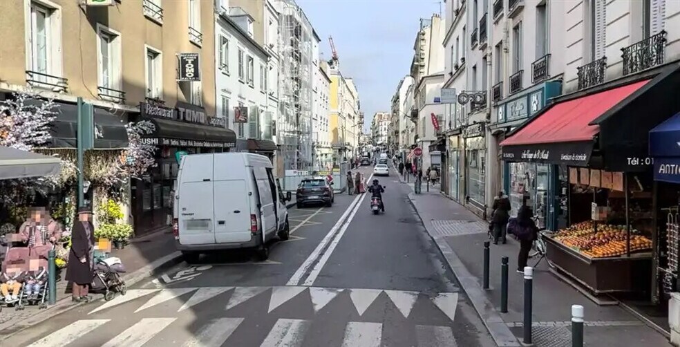 Retail in Saint-Mandé for lease - Building Photo - Image 1 of 4