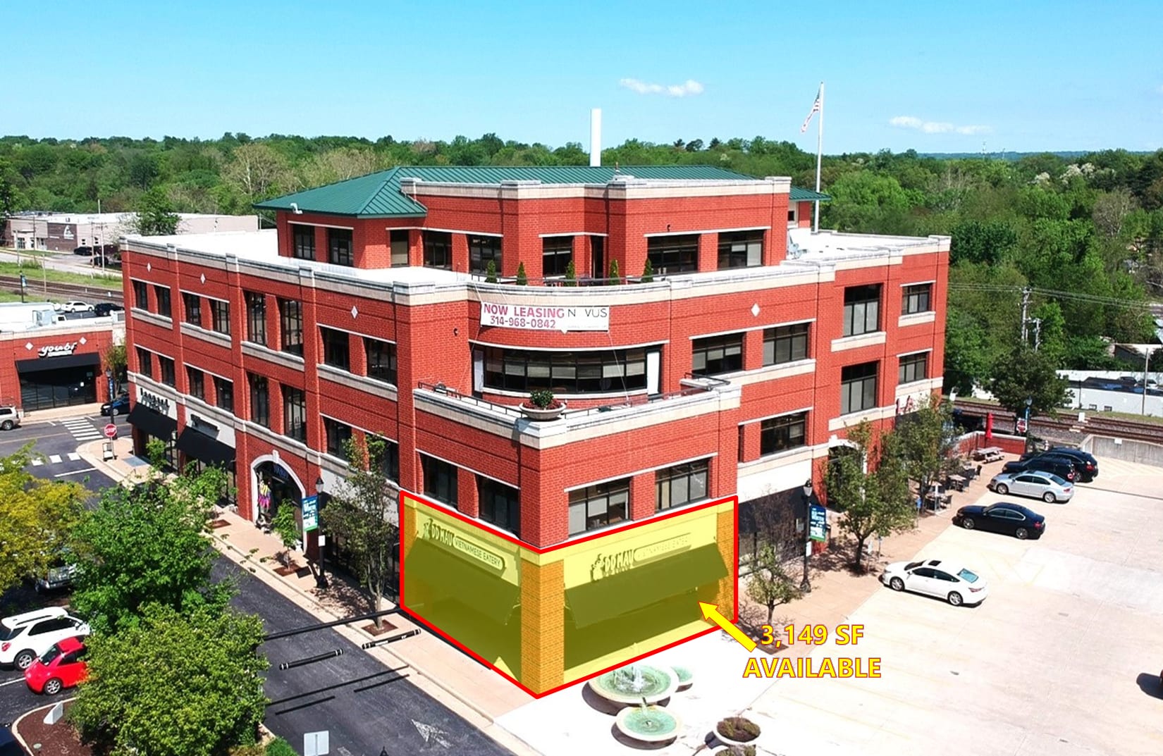 20 Allen Ave, Webster Groves, MO for lease Building Photo- Image 1 of 22