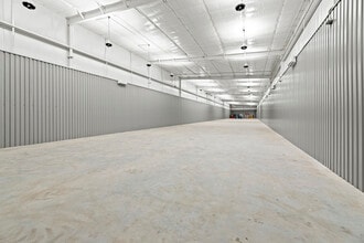 11703-11711 Spring Cypress Rd, Tomball, TX for lease Building Photo- Image 1 of 14