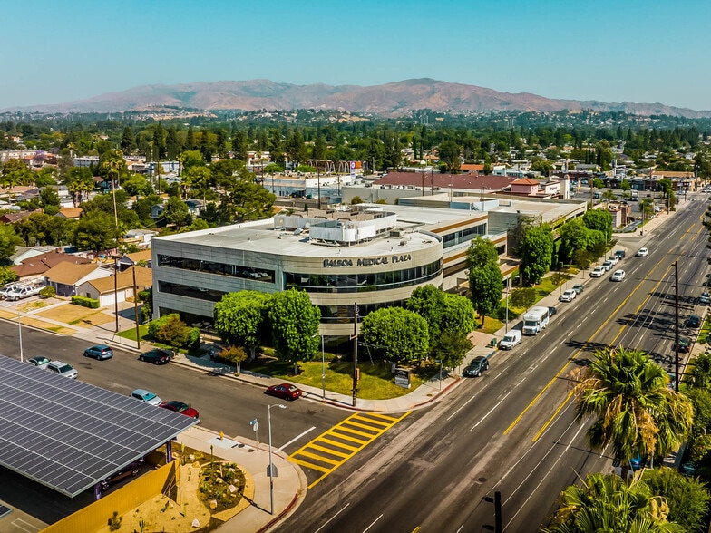 10605 Balboa Blvd, Granada Hills, CA 91344