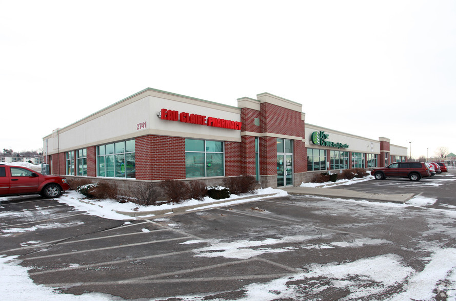 2741 Clairemont Ave, Eau Claire, WI for lease - Building Photo - Image 3 of 11