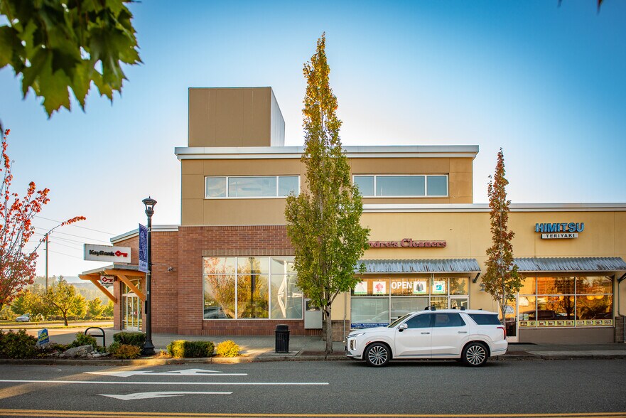 7811-7917 Center Blvd SE, Snoqualmie, WA for lease - Building Photo - Image 2 of 10