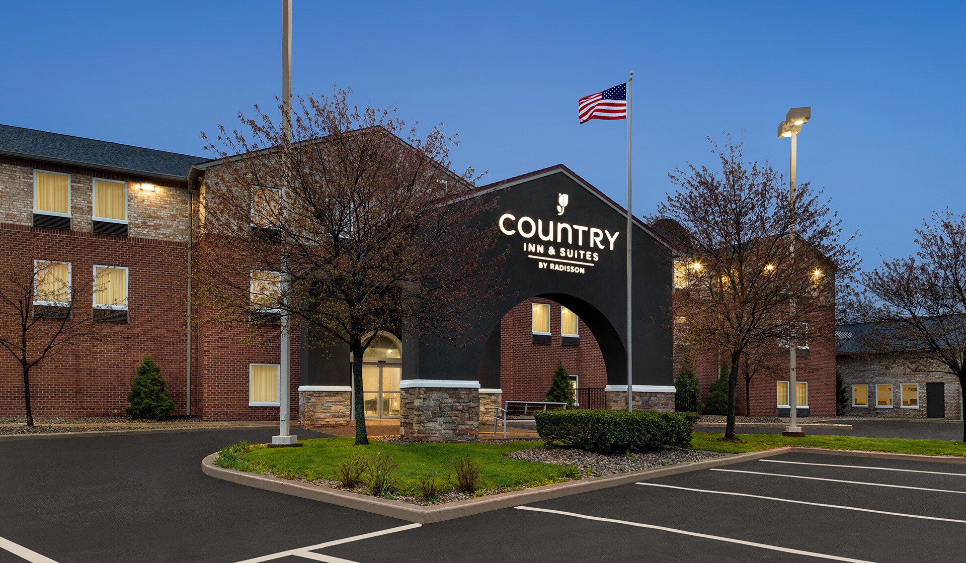 2276 Pipestone Rd, Benton Harbor, MI for sale Building Photo- Image 1 of 1