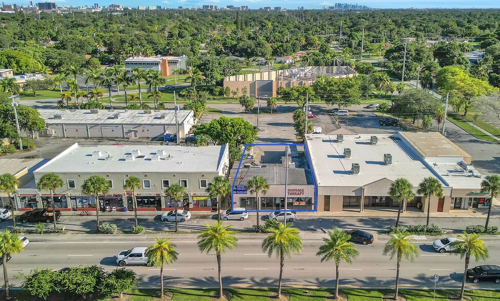 1420 NE 163rd St, North Miami Beach, FL for sale - Building Photo - Image 3 of 13