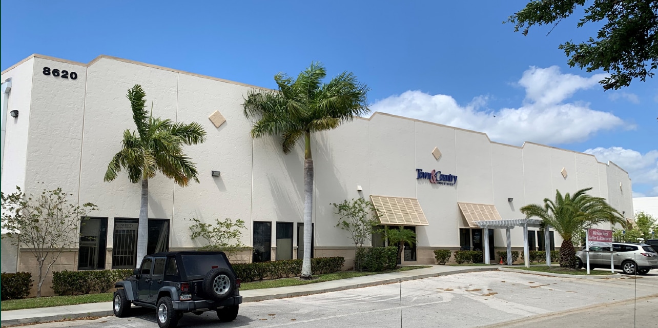 8620 NW LTC Pky, Port Saint Lucie, FL for lease Building Photo- Image 1 of 4