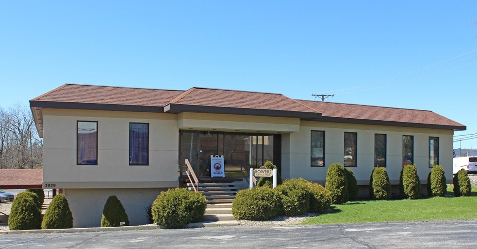 3939 Parnell Ave, Fort Wayne, IN for sale - Building Photo - Image 1 of 1