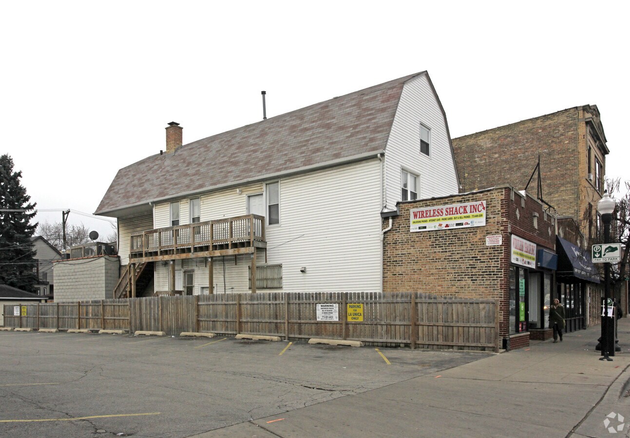 15231525 Devon Ave, Chicago, IL 60660