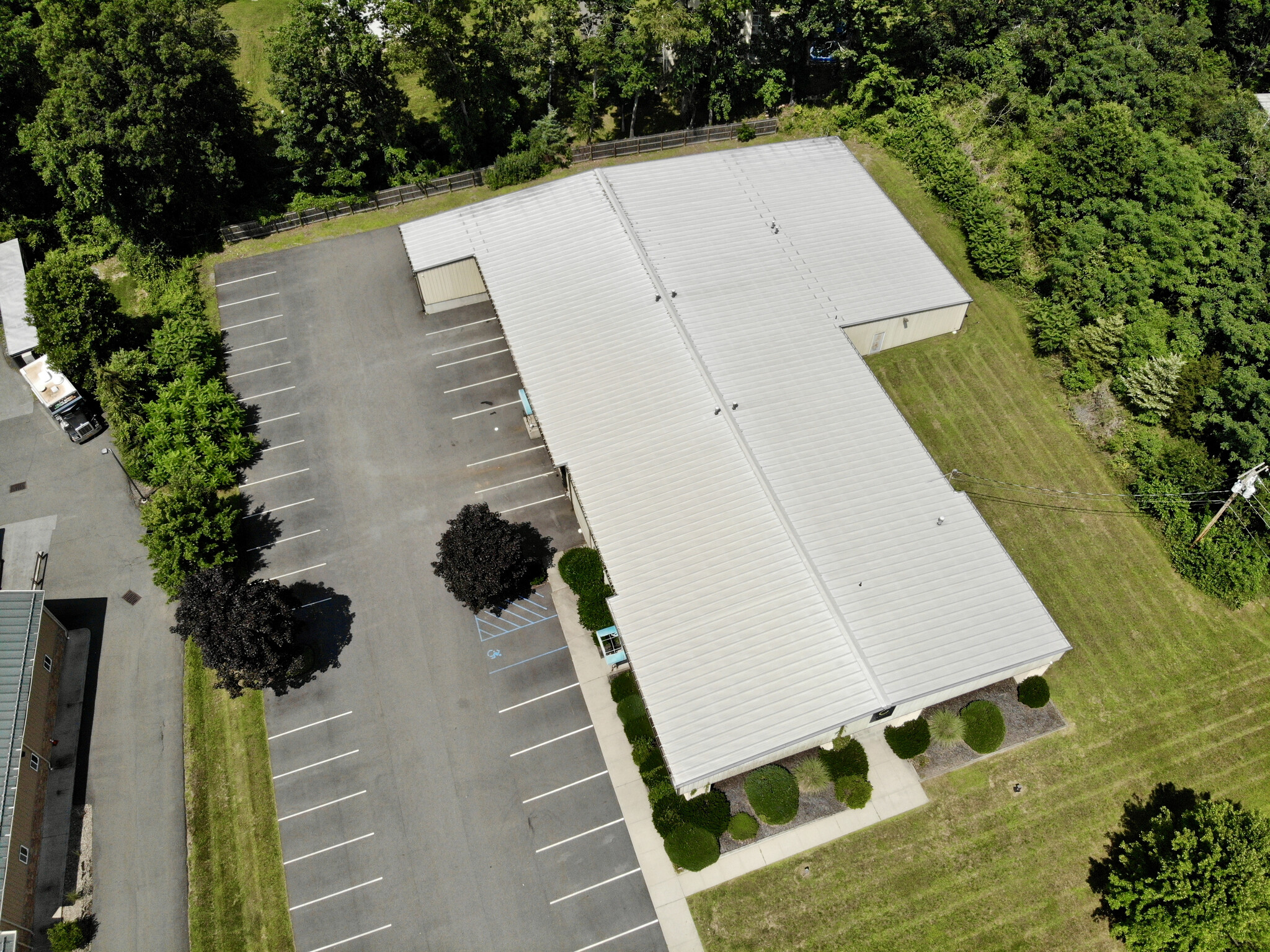 136 Bracken Rd, Montgomery, NY for lease Building Photo- Image 1 of 32