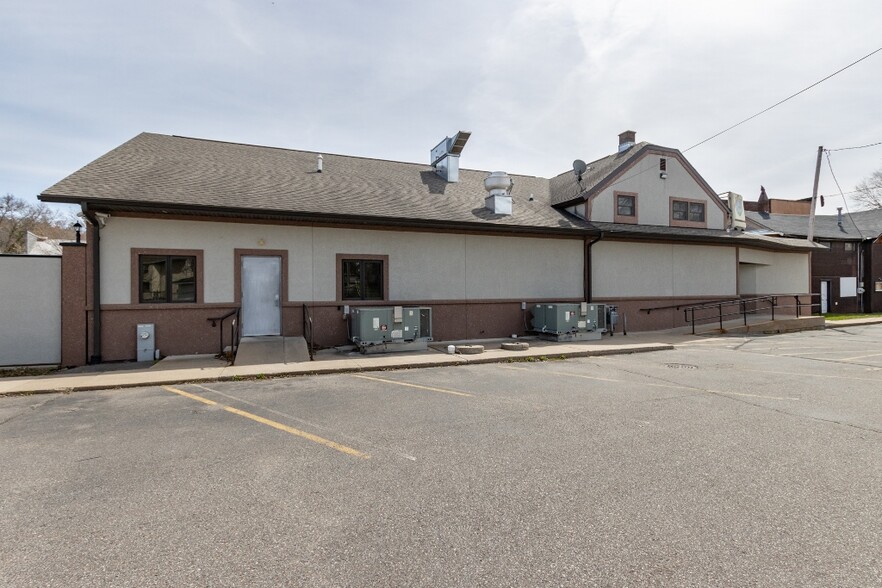 740 Washington St, Wausau, WI for sale - Building Photo - Image 1 of 53