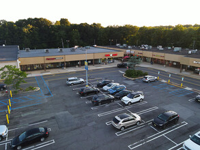 700-790 Broadway, Westwood, NJ for lease Building Photo- Image 2 of 4