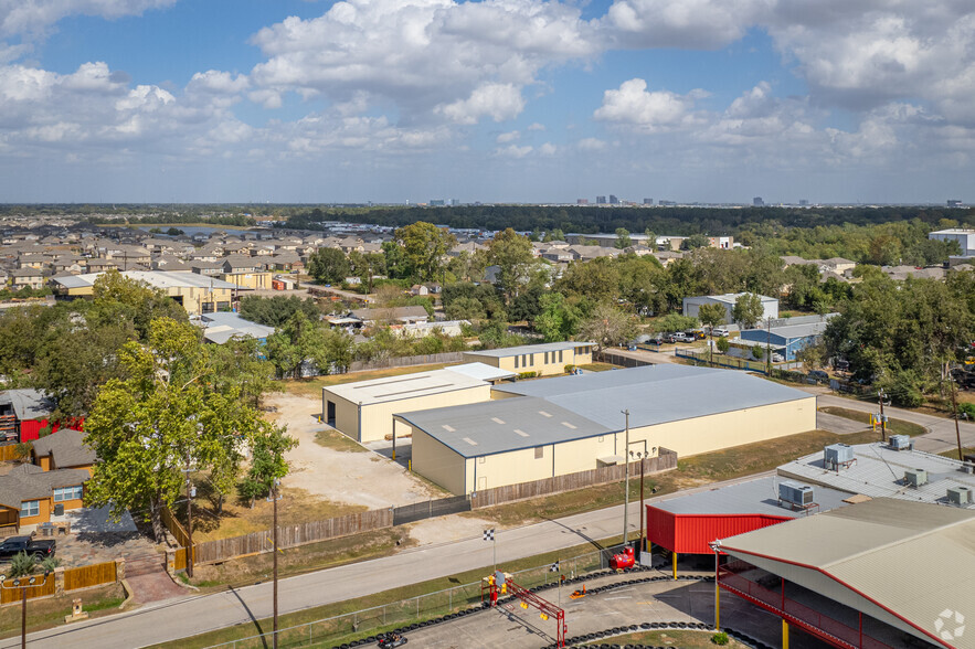 11601 McKinley St, Houston, TX for sale - Aerial - Image 3 of 32